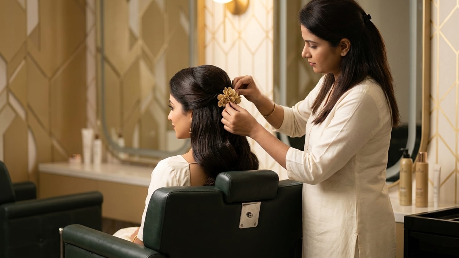 Wedding-Day Hair Styling Timeline — A Stylist's Hour-by-Hour Plan